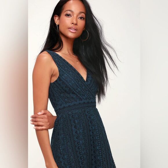 Lulu’s Royal Blue Lace Skater Dress XL - Picture 3 of 5